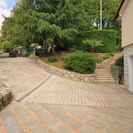 Hébergement de vacances Family Friendly House With A Swimming Pool - Volosko, - 7920 *